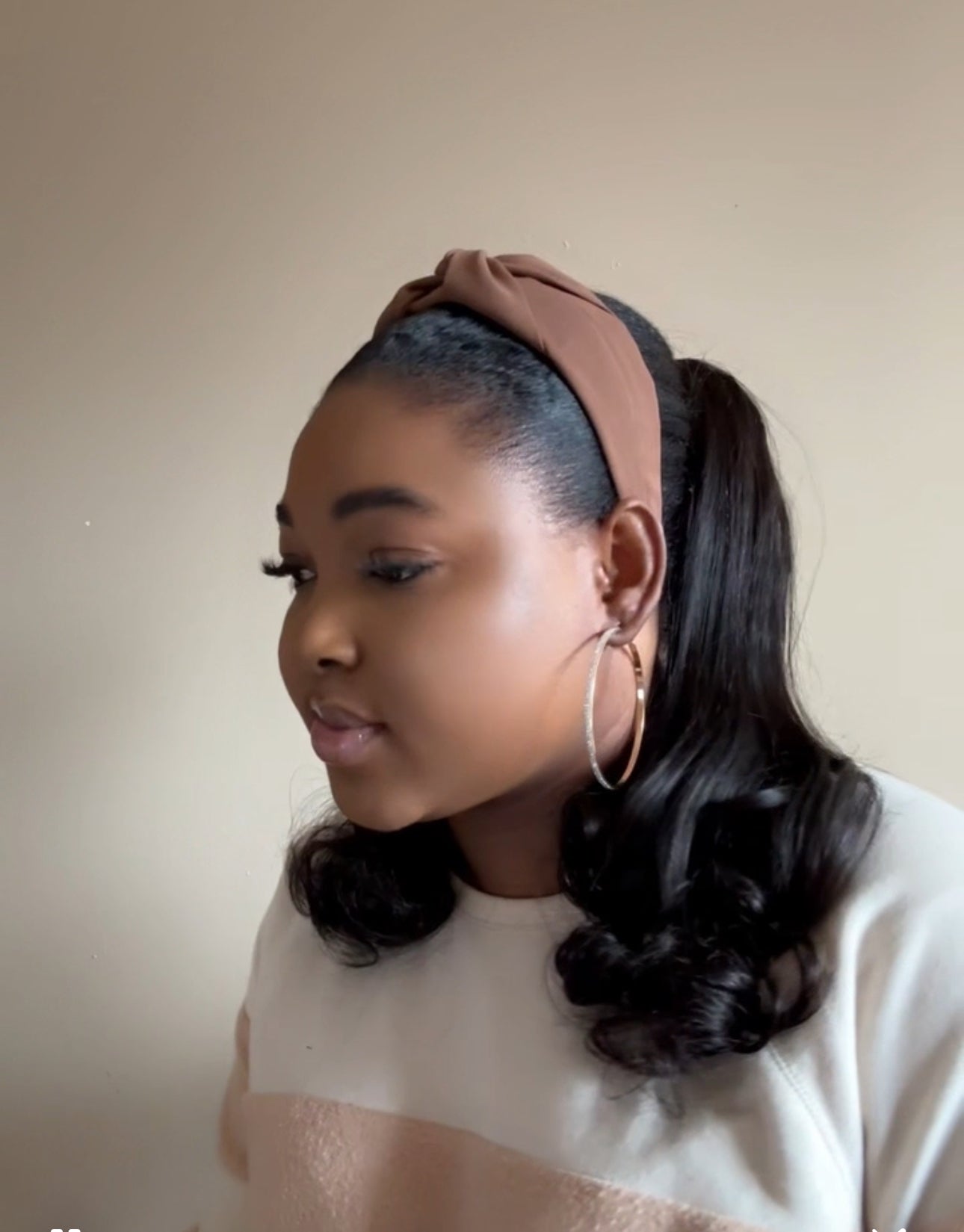 Ponytail 16” bouncy curl