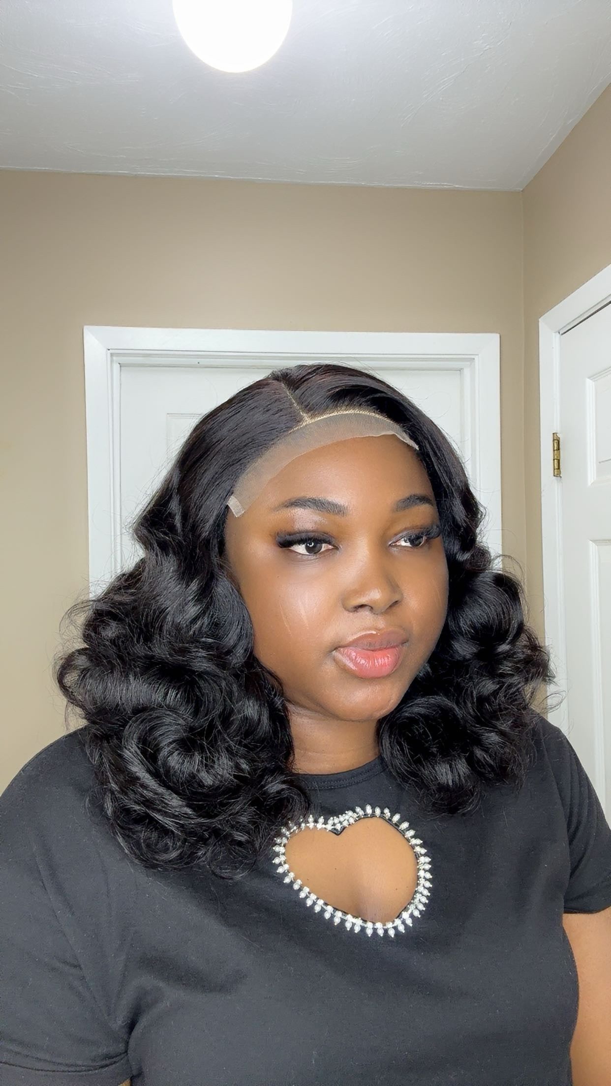 Glueless 16” bouncy curls