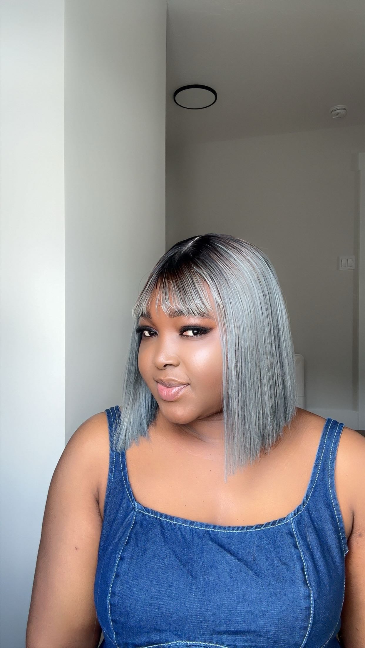 10” Fringe Bob Wig – Grey (Wear & Go)