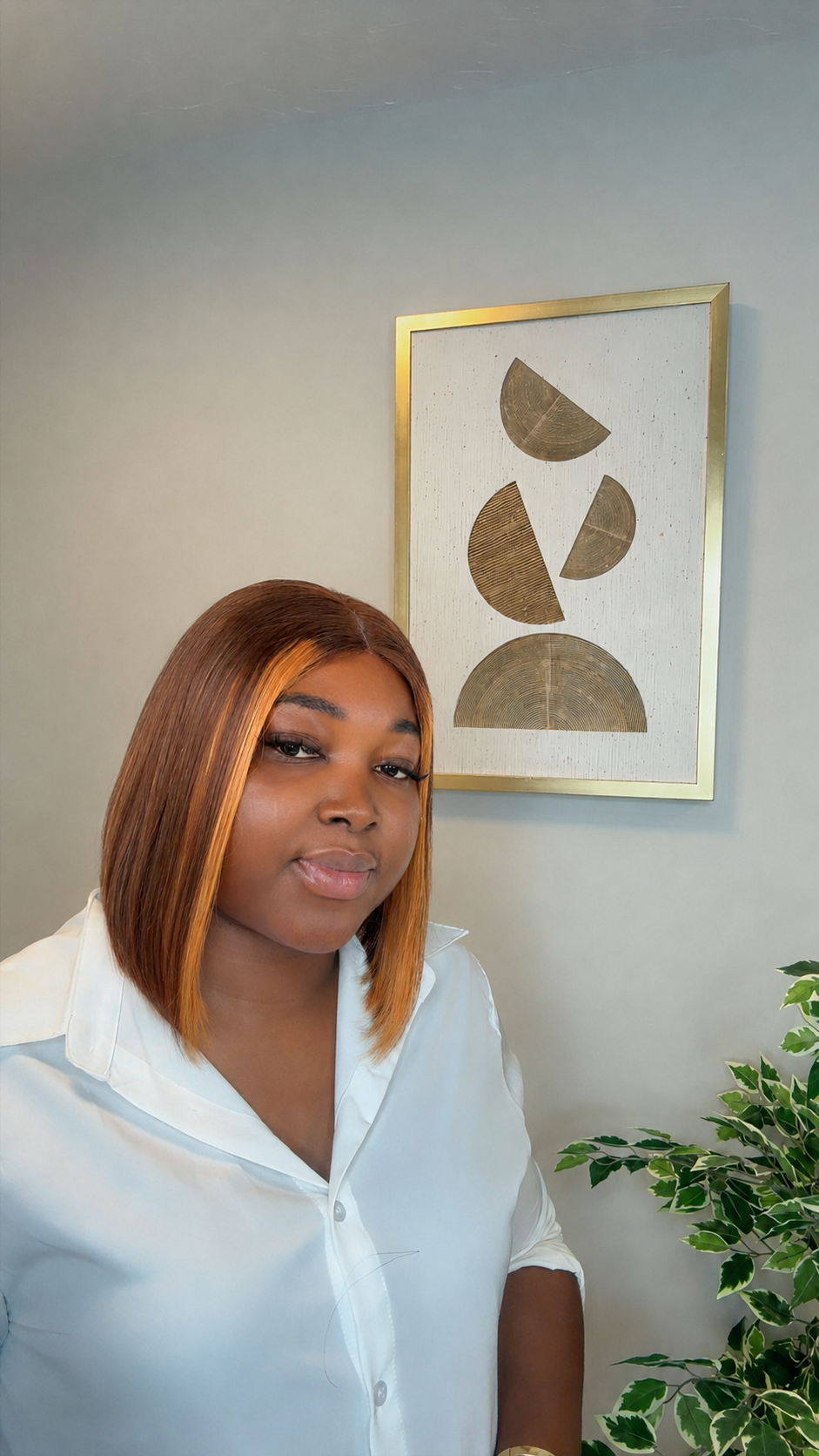Deal No 7- 10” Honey Blonde Ombre Bob Wig – 5x5 Closure (Wear & Go)