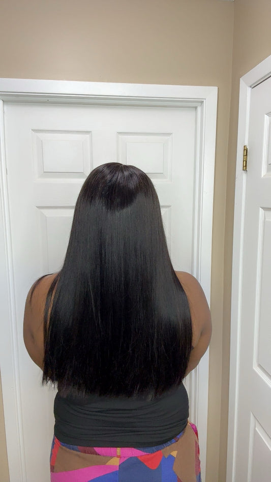 Glueless 20” straight hair. Wear and go wig
